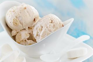 Мороженое на сгущенном молоке с маршмеллоу