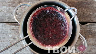 мороженое с черникой