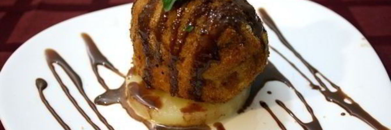 Мороженое жареное в кокосовой стружке