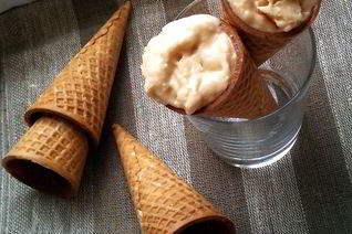 Мягкое мороженое с кленовым сиропом