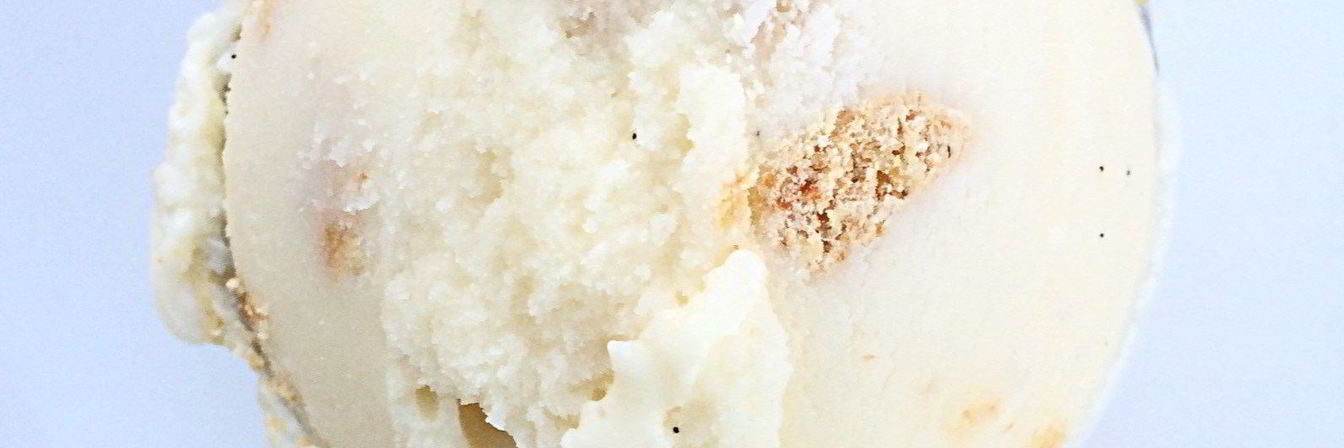 Овсяное мороженое с ванилью и крошкой овсяного печенья