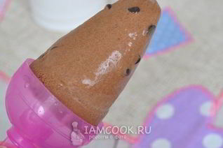 Шоколадное мороженое с дропсами