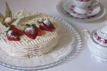 Торт-мороженое с безе