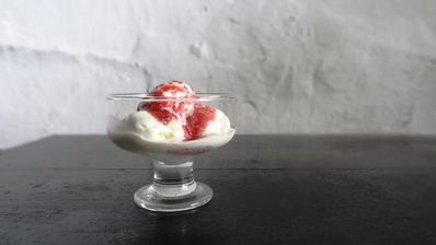 творожное мороженое