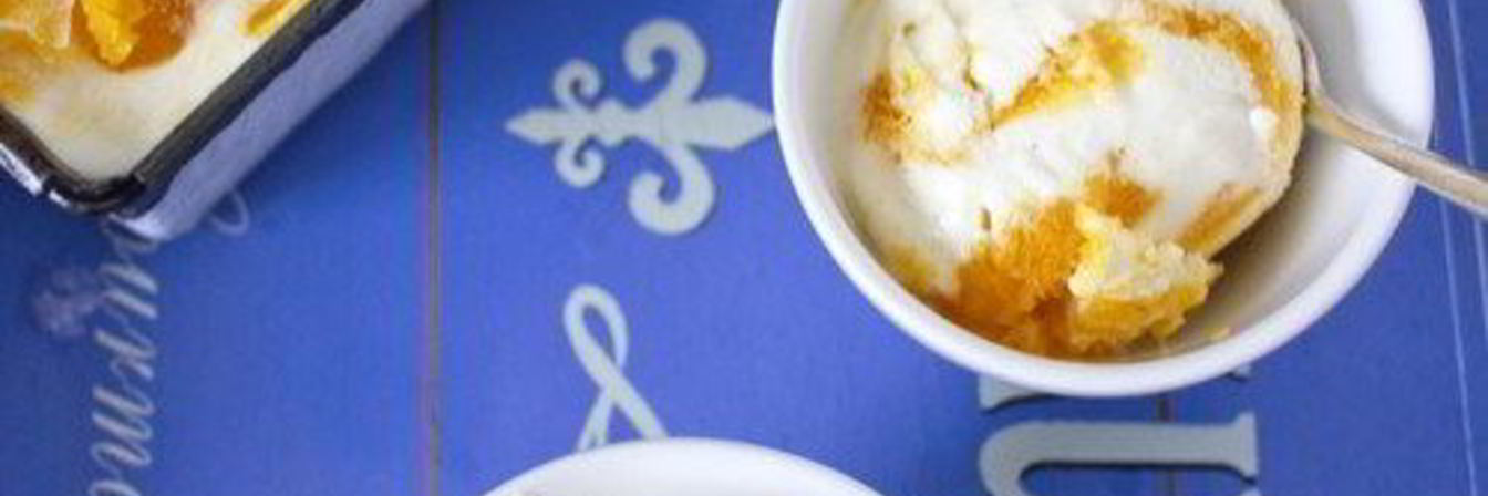 Ванильное мороженое с шафраново-манговой прослойкой