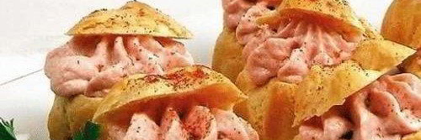 Булочки с муссом из сыра и ветчины