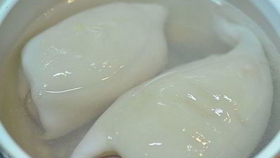 кальмар, фаршированный крабовым муссом