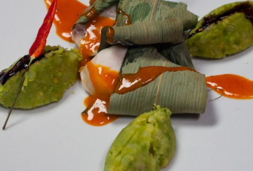 Крокодиловый хвост с облепихово-можжевеловым муссом