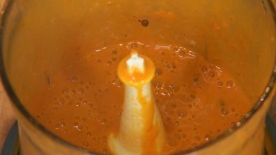 крокодиловый хвост с облепихово-можжевеловым муссом