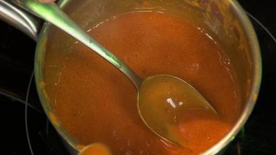 крокодиловый хвост с облепихово-можжевеловым муссом