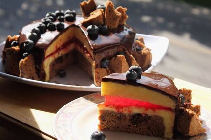 Лимонно-шоколадный муссовый торт