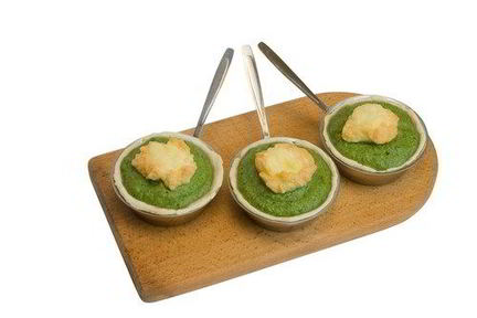 Мусс из шпината с кремом из пармезана