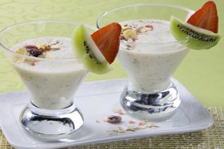 Мусс с киви и клубникой