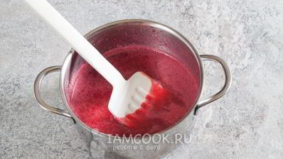 муссово-клубничный торт