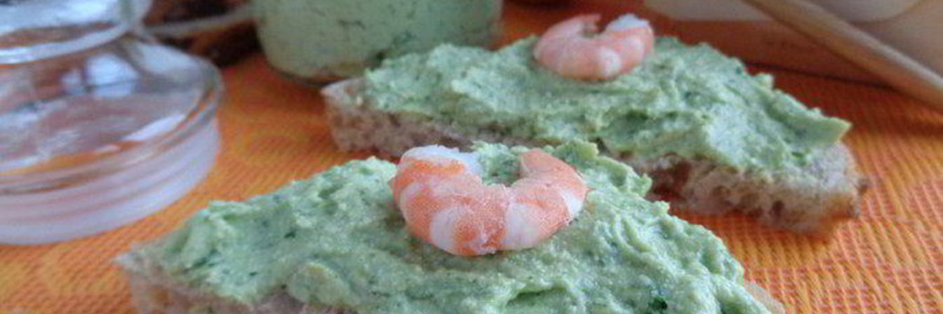 Нежный мусс из авокадо с тофу