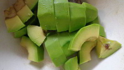 нежный мусс из авокадо с тофу