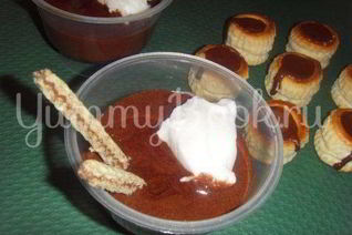 Шоколадный мусс с бисквитом