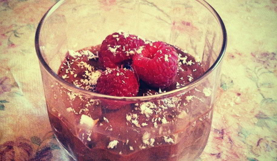 Рецепт шоколадного мусса с миндалем