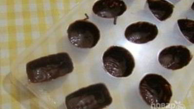 шоколадные конфеты с персиковым муссом