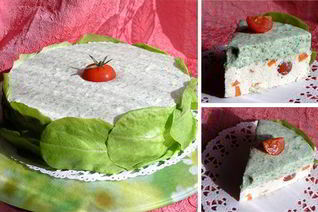 Торт-мусс с курицей, шпинатом и черри