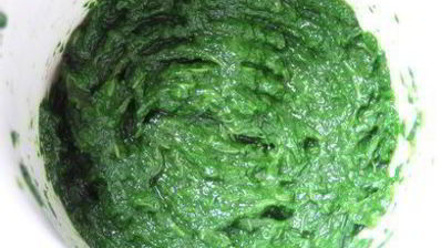 торт-мусс с курицей, шпинатом и черри