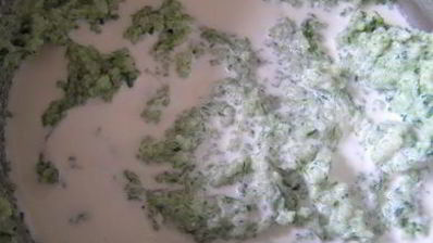 торт-мусс с курицей, шпинатом и черри