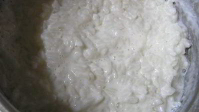 торт-мусс с курицей, шпинатом и черри