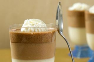 Трехцветный шоколадный мусс