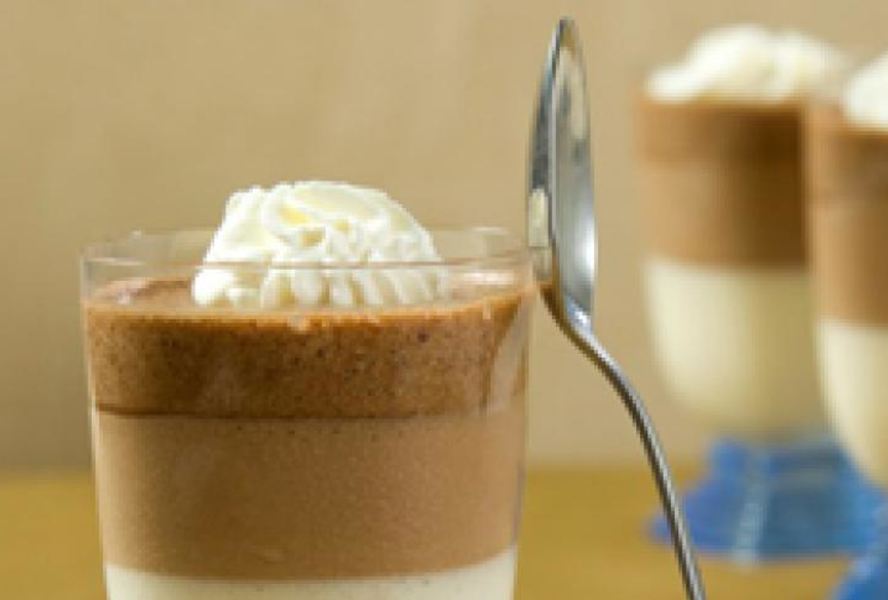 Трехцветный шоколадный мусс