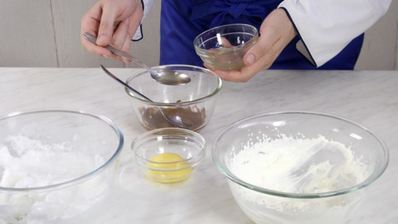 трехцветный шоколадный мусс