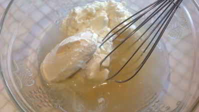 творожный мусс с персиками и киви