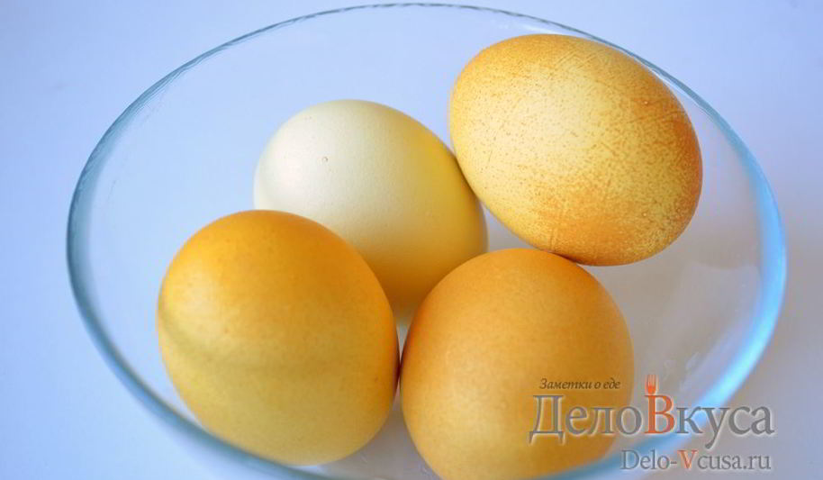 Рецепт красима пасхальные яйца в желтый цвет куркумой