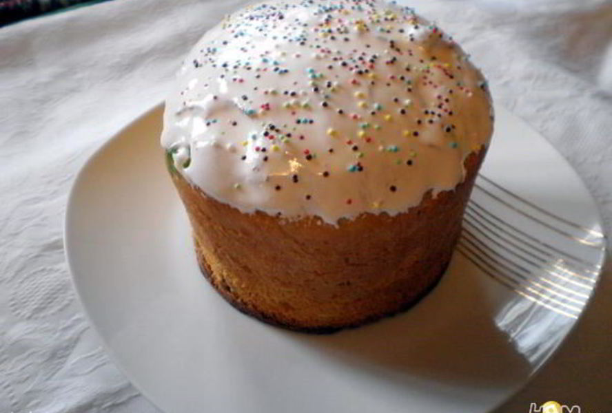 Кулич пасхальный с изюмом и орехами