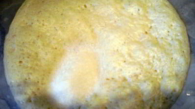 кулич пасхальный с изюмом и орехами