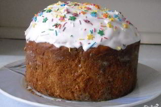 Кулич с белым изюмом