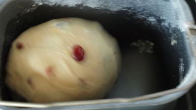 кулич с вяленой клюквой в хлебопечке