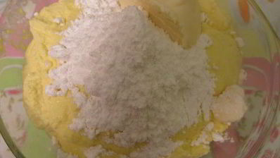 молочно-мятная пасха цветок