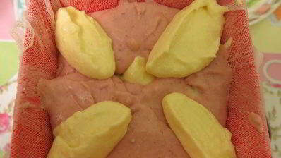 молочно-мятная пасха цветок