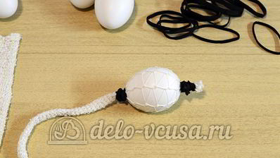 пасхальные яйца в сетку