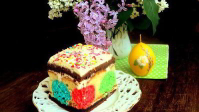 пляцок пасхальный писанки