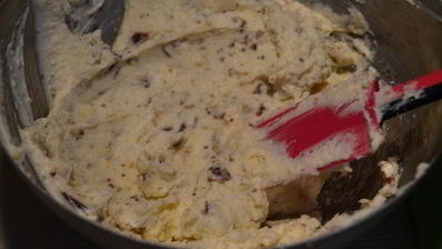 сливочная пасха с грецкими орехами и финиками