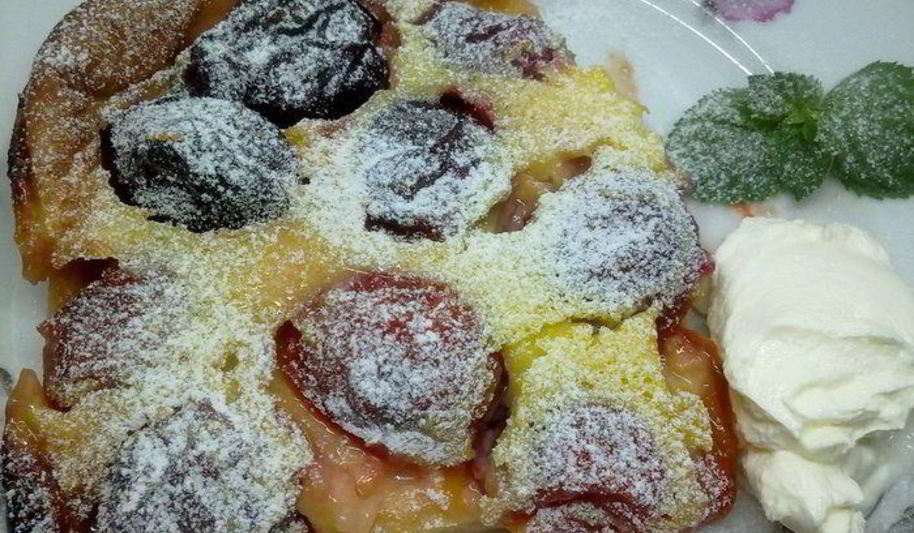 Рецепт сливового клафути