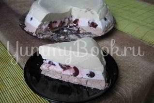 Слоеный сметанный десерт