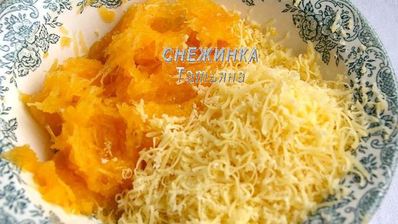 ароматные фрикадельки под рисово-тыквенным суфле