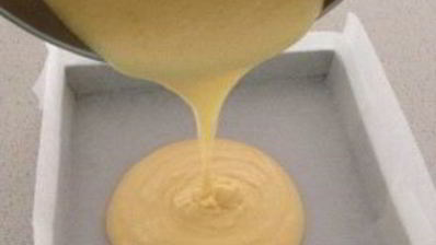 бисквитный рулет с брусничным суфле