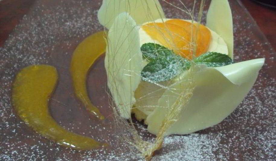 Рецепт карамельного суфле с абрикосовым пюре