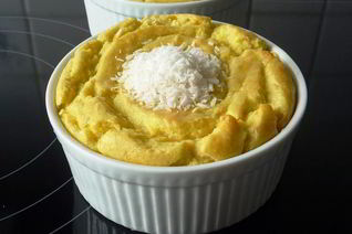 Нежное мангово-кокосовое суфле