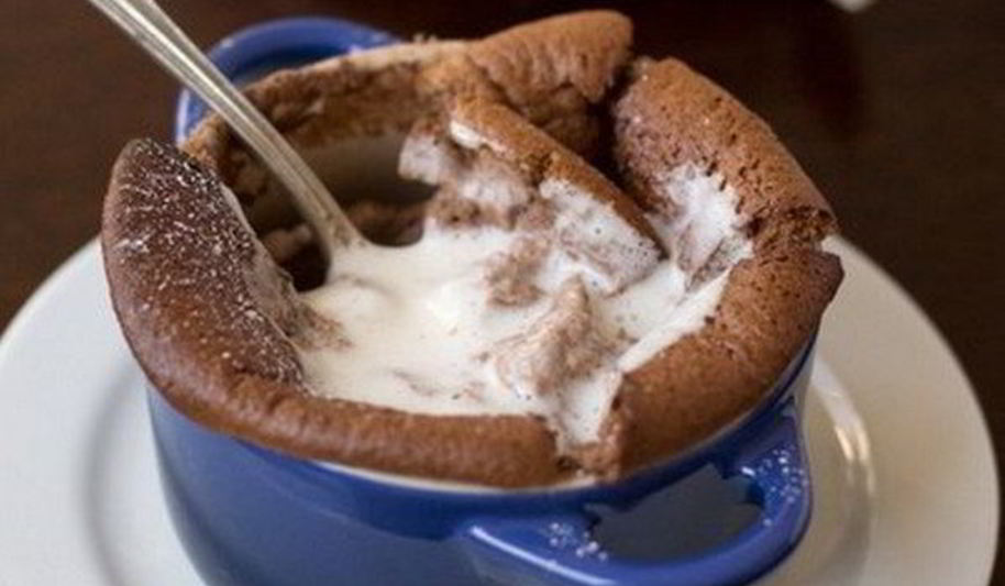 Рецепт шоколадного суфле с кремом в духовке