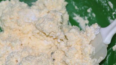 сладкий киш с творожным суфле и абрикосами