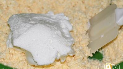 сладкий киш с творожным суфле и абрикосами